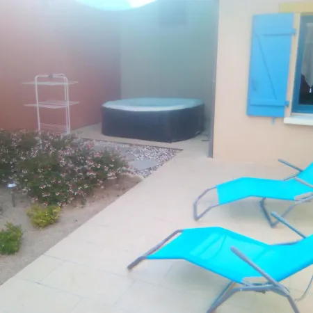 Chaleureux Avec Jacuzzi