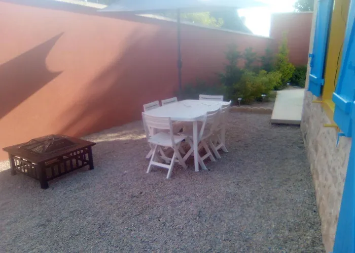 بيت للعطل Chaleureux Avec Jacuzzi *